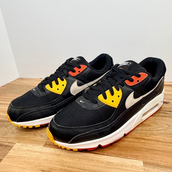 Nike Air Max 90 University Gold Bright Crimson Black DJ9250-001 Mens 12